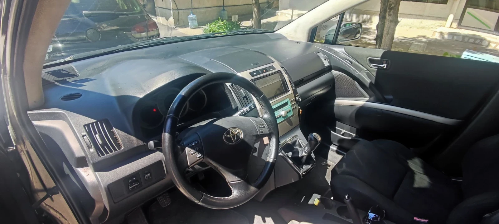 Toyota Corolla verso D4d, снимка 10 - Автомобили и джипове - 54237176