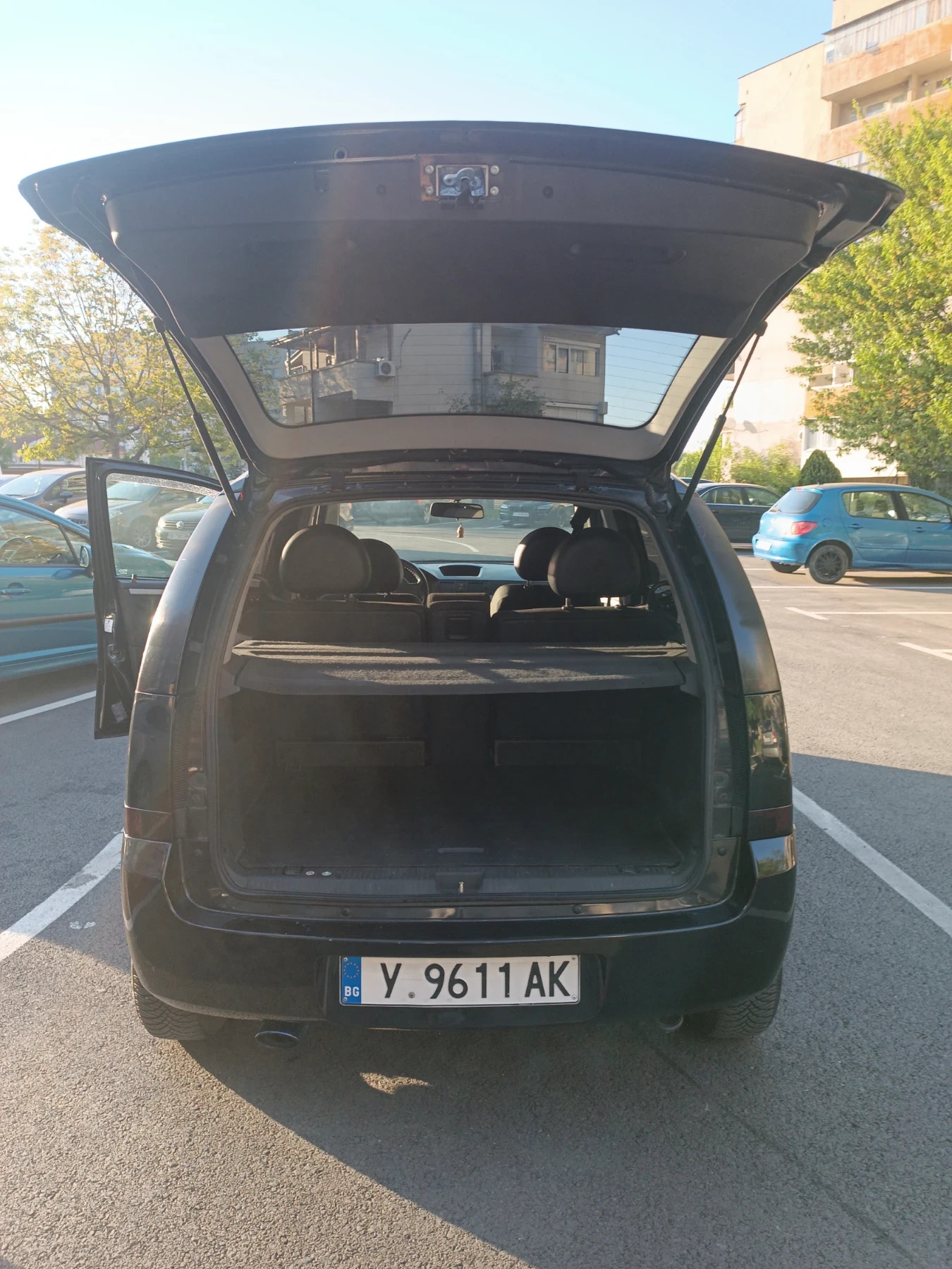 Opel Meriva, снимка 9 - Автомобили и джипове - 54436202