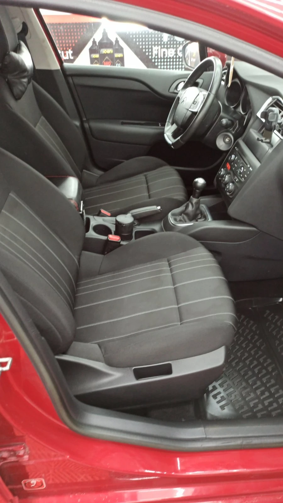 Citroen C4 1.4, снимка 11 - Автомобили и джипове - 54644486