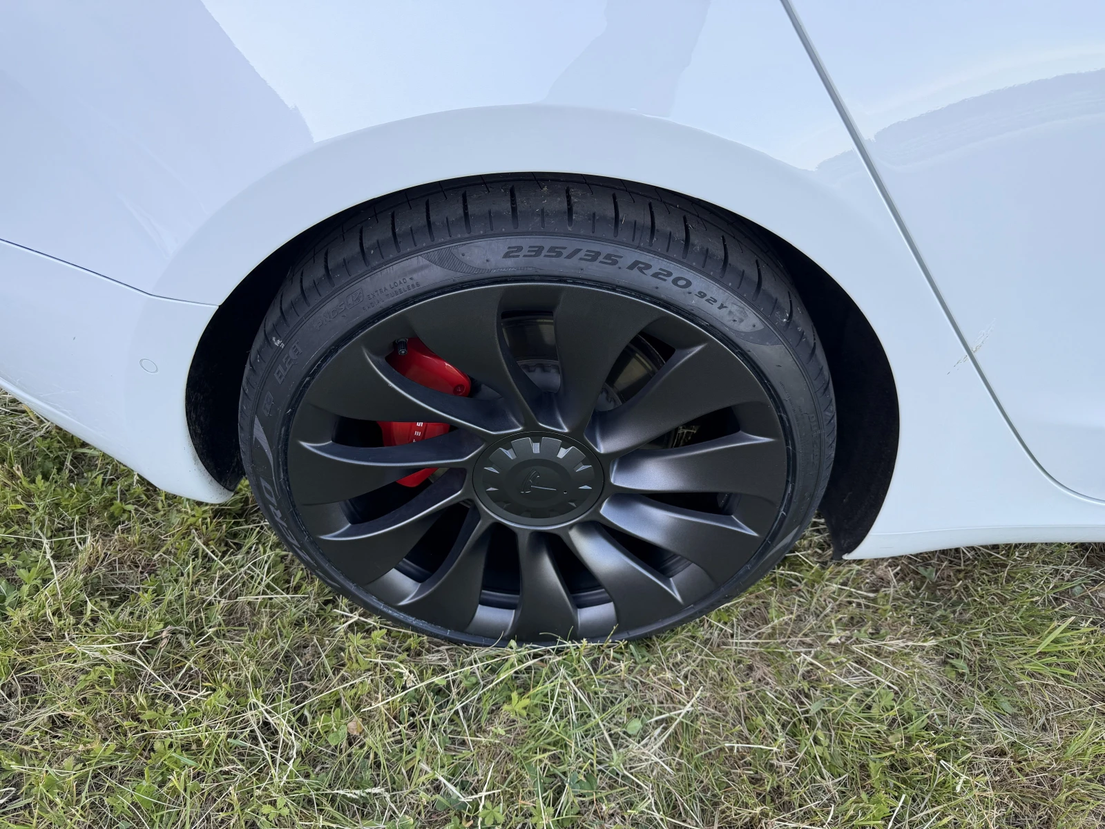 Tesla Model Y Performance | Mobile.bg � ����������� 10