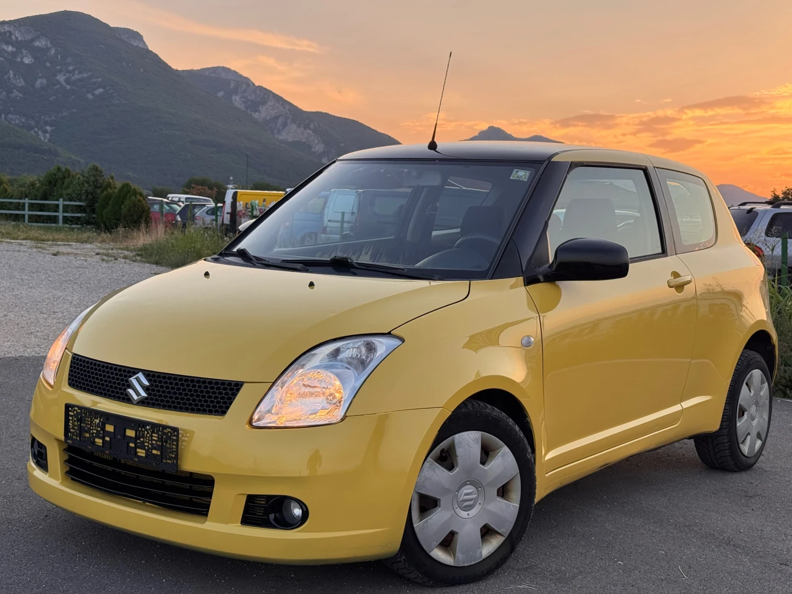 Suzuki Swift 1.3DDiS, снимка 2 - Автомобили и джипове - 55105787