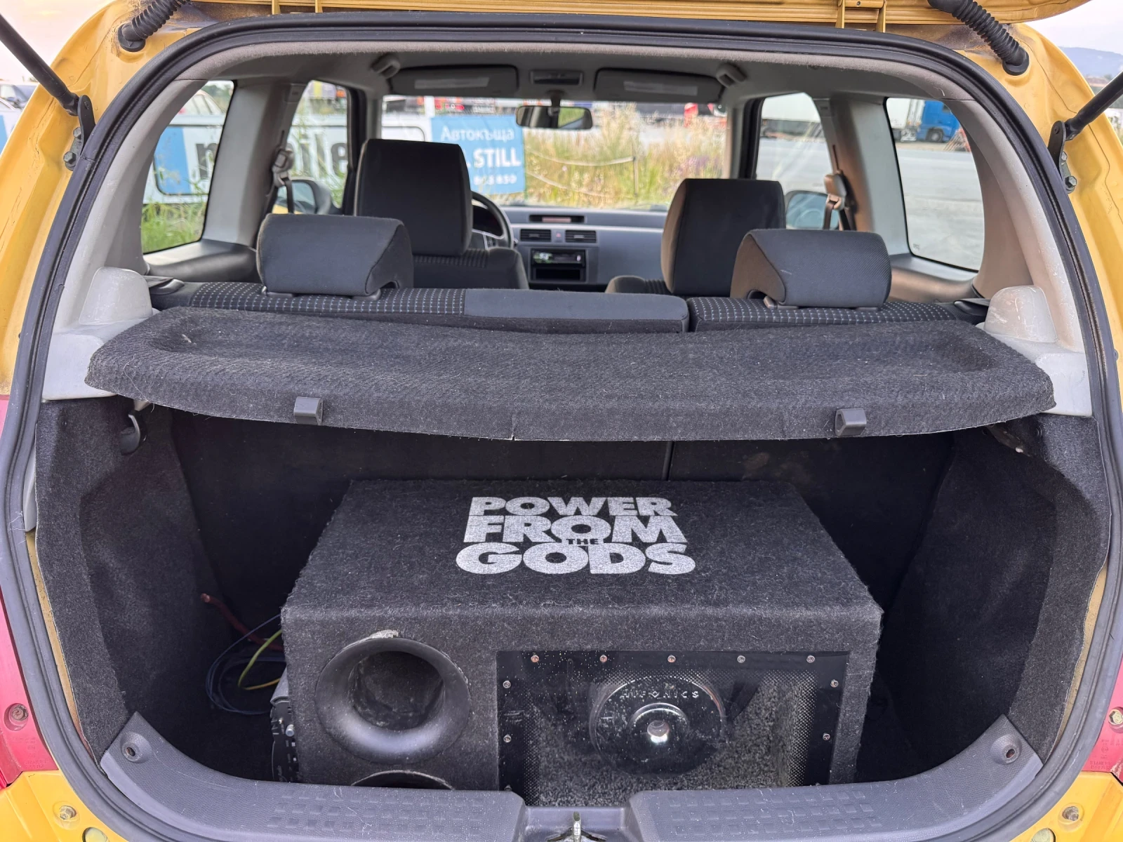 Suzuki Swift 1.3DDiS, снимка 8 - Автомобили и джипове - 55105787