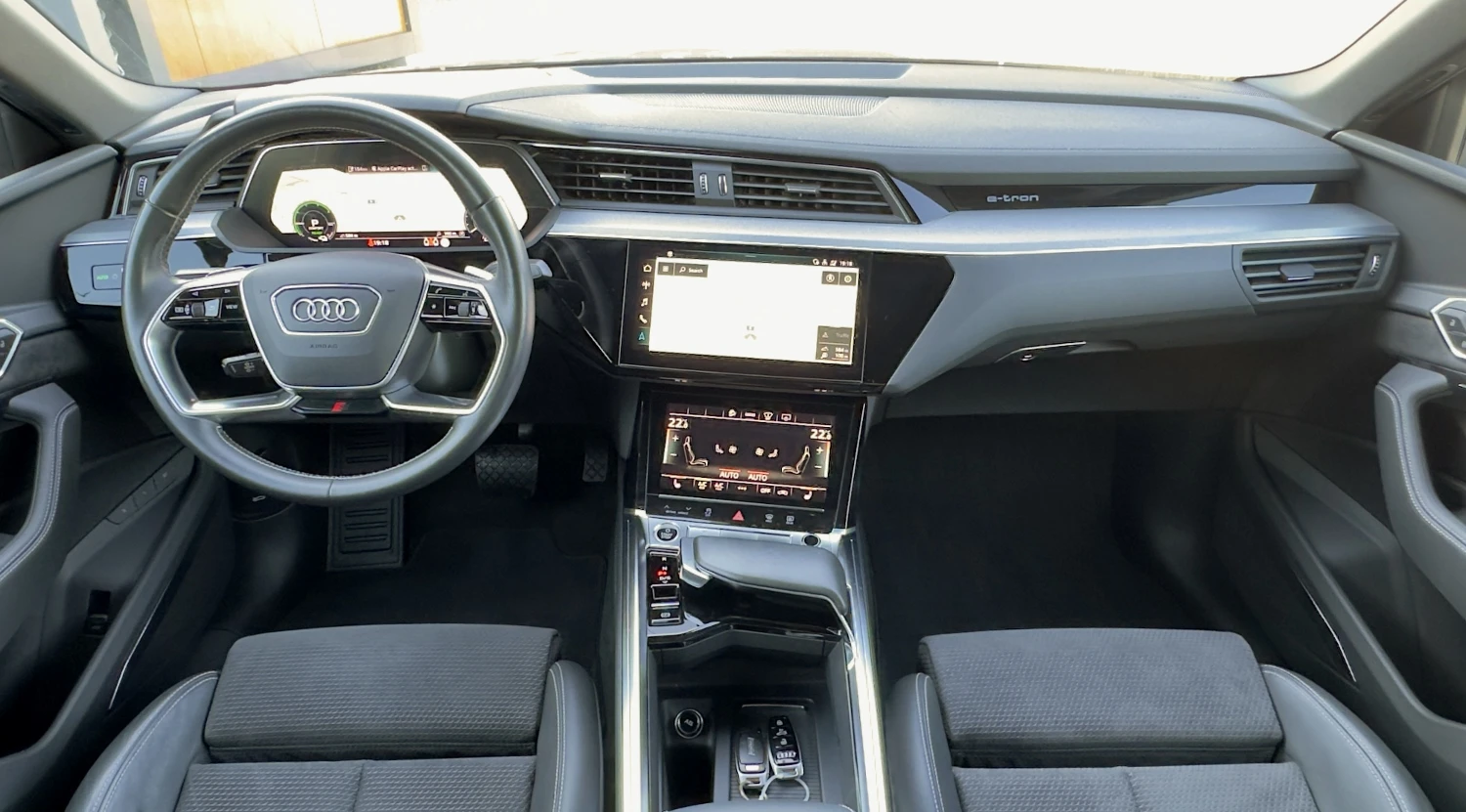 Audi E-Tron 55 SPORTBACK S-LINE PLUS Distronic Head-up Keyless, снимка 8 - Автомобили и джипове - 55243270