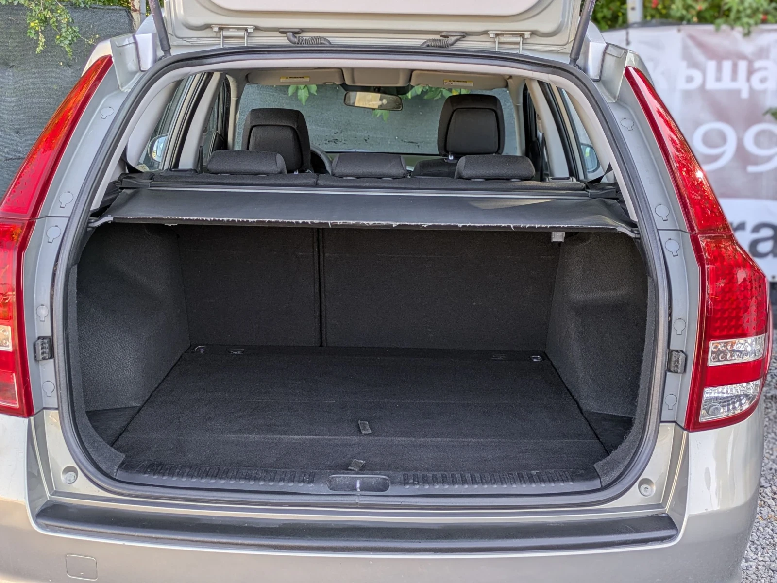 Kia Ceed 1.4i k.c., снимка 16 - Автомобили и джипове - 55296168