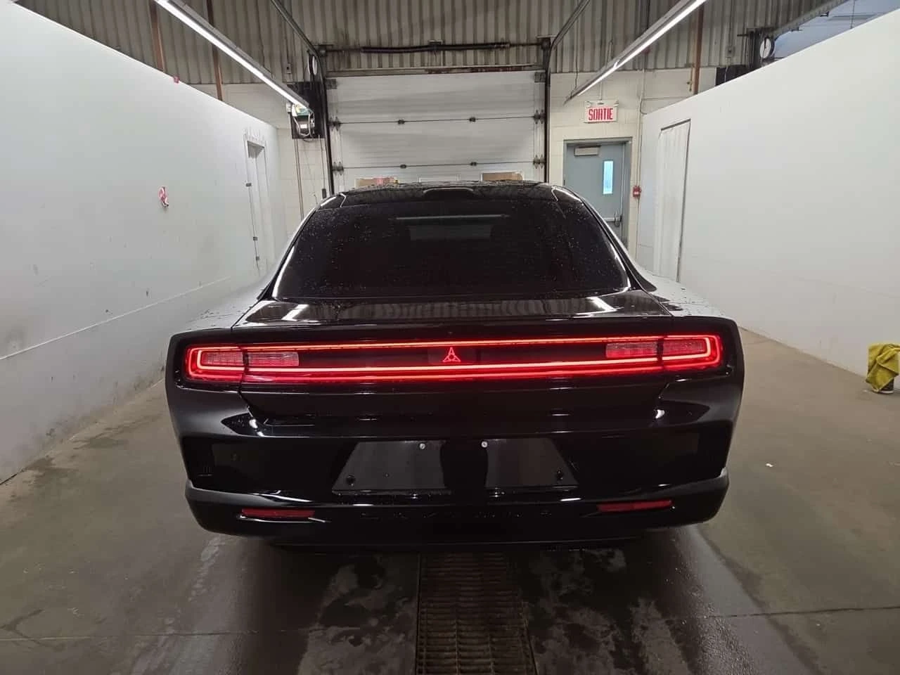 Dodge Charger * R/T * CARFAX * ЦЕНА ДО БГ, снимка 4 - Автомобили и джипове - 55511545