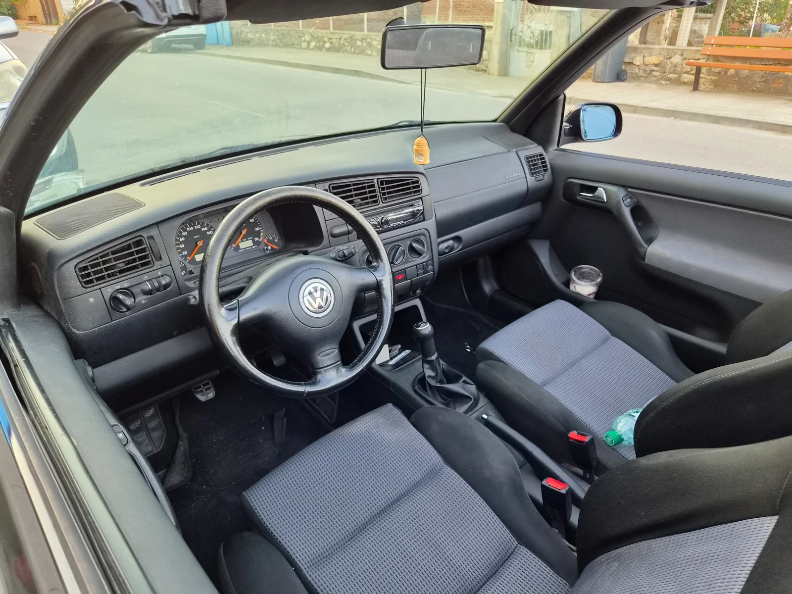 VW Golf Cabriolet, снимка 5 - Автомобили и джипове - 56010727