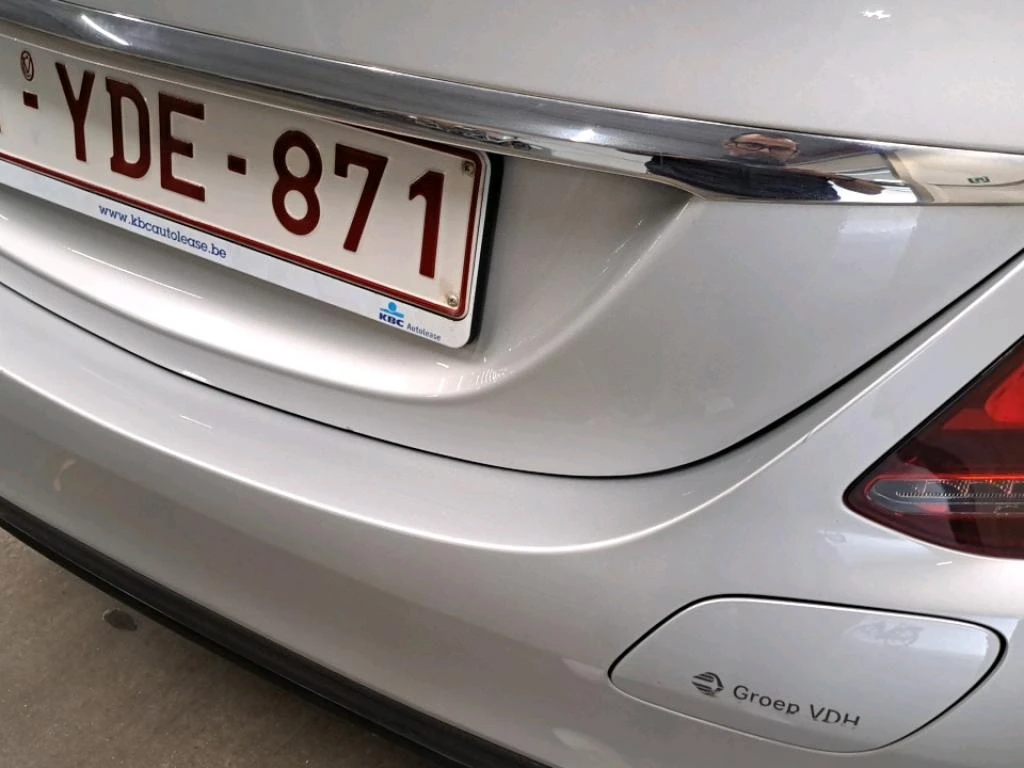 Mercedes-Benz C 300 Hybrid AMG LED-Multibeam, снимка 5 - Автомобили и джипове - 56071457
