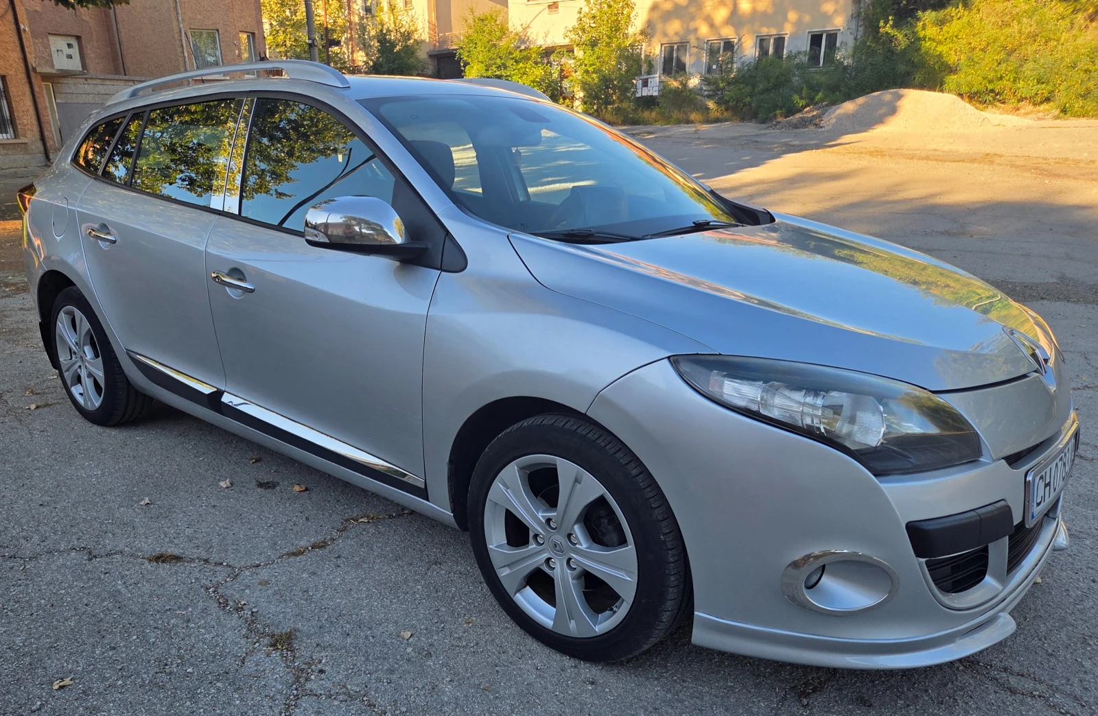 Renault Megane, снимка 7 - Автомобили и джипове - 56192268
