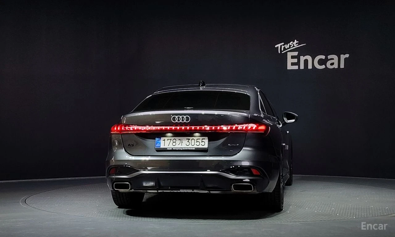 Audi A5 40TFSI* S LINE* DUAL SCREEN* B&O* ПАНО* КРАЙНА ЦЕН, снимка 3 - Автомобили и джипове - 56294922