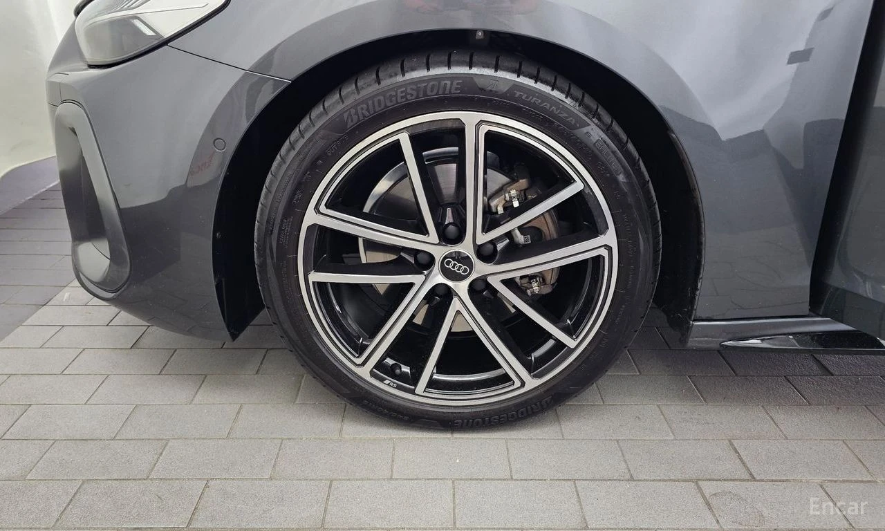 Audi A5 40TFSI* S LINE* DUAL SCREEN* B&O* ПАНО* КРАЙНА ЦЕН, снимка 5 - Автомобили и джипове - 56294922