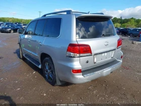 Lexus LX 570 5.7 V8 * 7 МЕСТЕН * ОБДУХВАНЕ * 2015 * CARFAX * , снимка 3