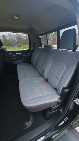 Dodge RAM 1500 5.7 HEMI V8 BIG HORN , снимка 11