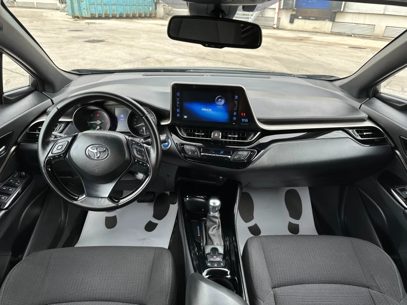 Toyota C-HR 1.8i Hybrid/Подгрев/Камера, снимка 11 - Автомобили и джипове - 47463277