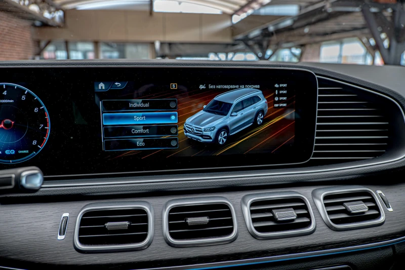 Mercedes-Benz GLS580 AMG/Burmester/HuD/Панорама/Обдухване, снимка 15 - Автомобили и джипове - 50437237