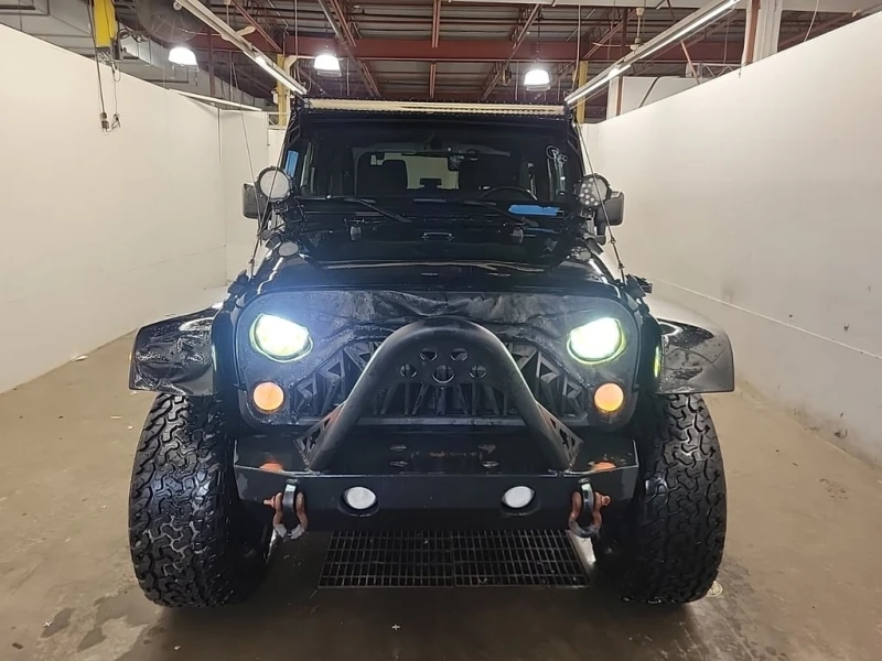 Jeep Wrangler * SAHARA * CARFAX * БЕЗ ПЪРВОНАЧАЛНА ВНОСКА, снимка 8 - Автомобили и джипове - 53379253