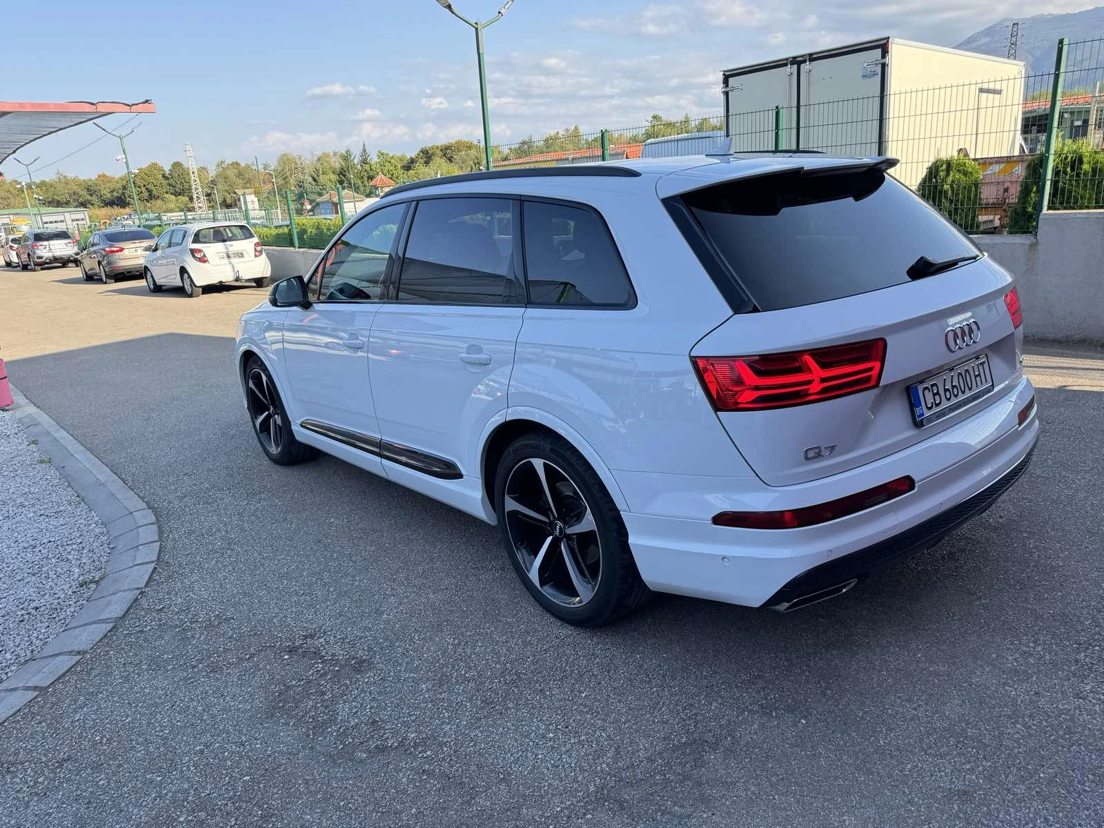 Audi Q7 SLine 3.0tdi Matrix - изображение 3