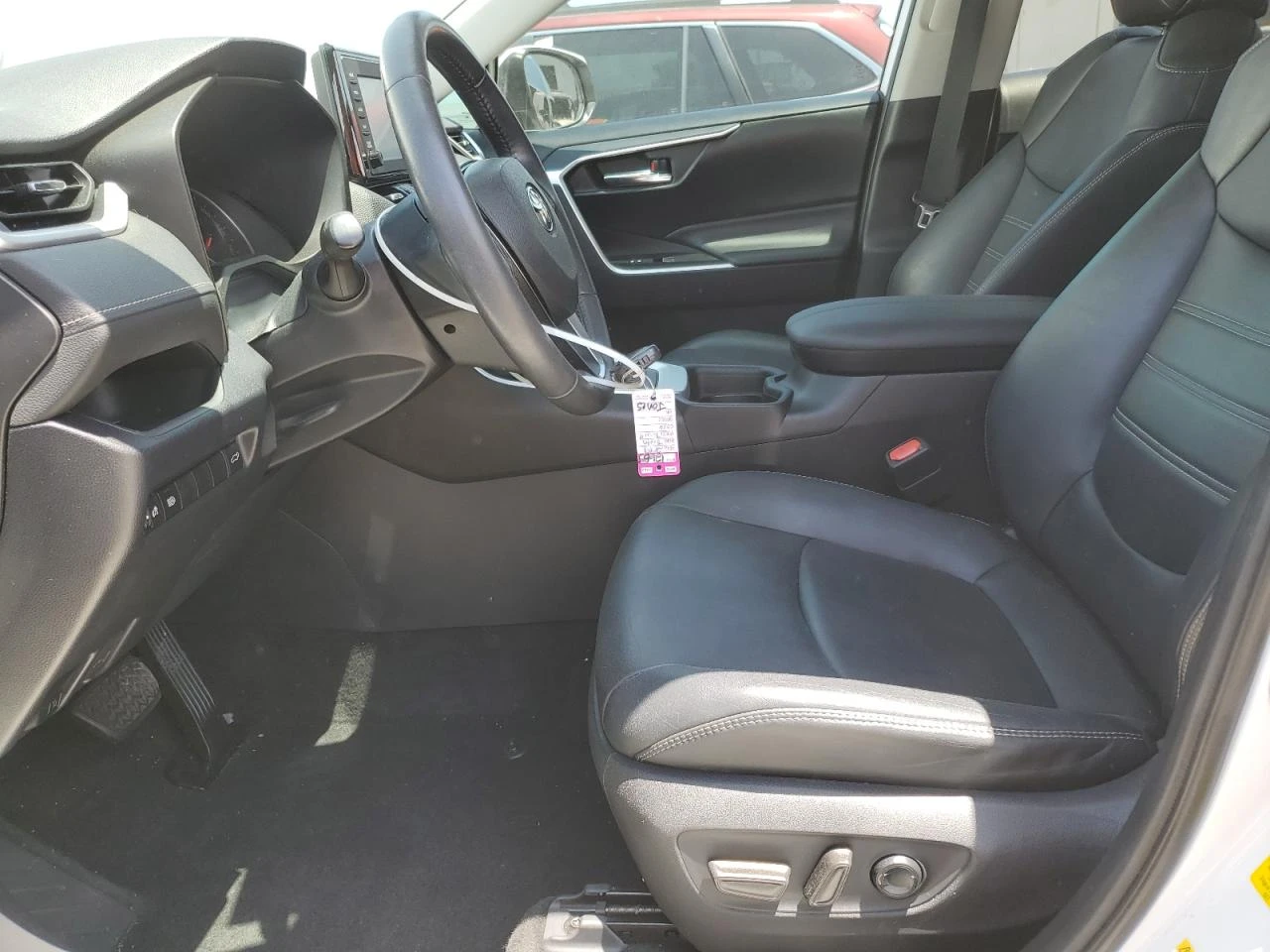Toyota Rav4 2.5i XLE Premium - Цена с всички такси до България - изображение 7
