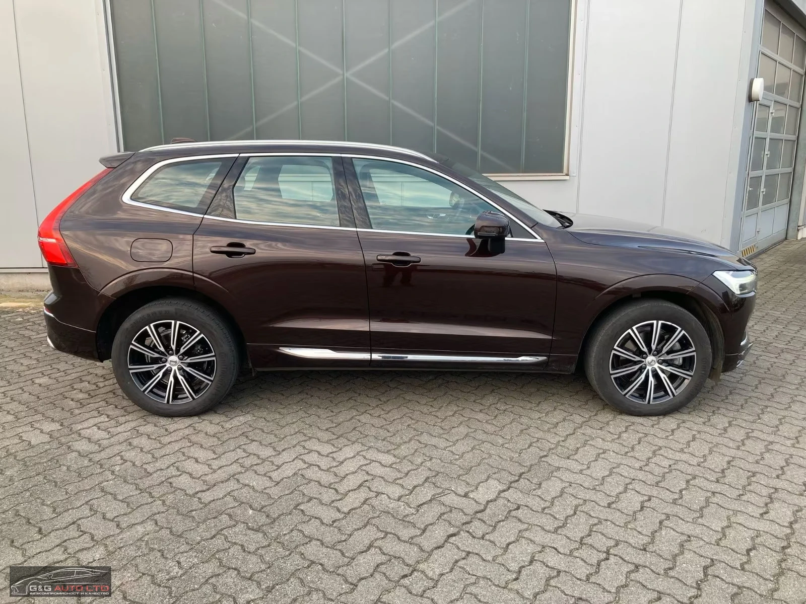 Volvo XC60 B5/INSCRIPTION/235HP/AWD/CAM/MEMO/HUD/KLESS/614f - изображение 3