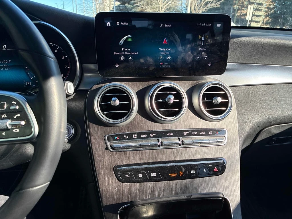 Mercedes-Benz GLC 300 2022 * CARFAX *  ПОДГРЕВИ* ШИБИДАХ - изображение 9