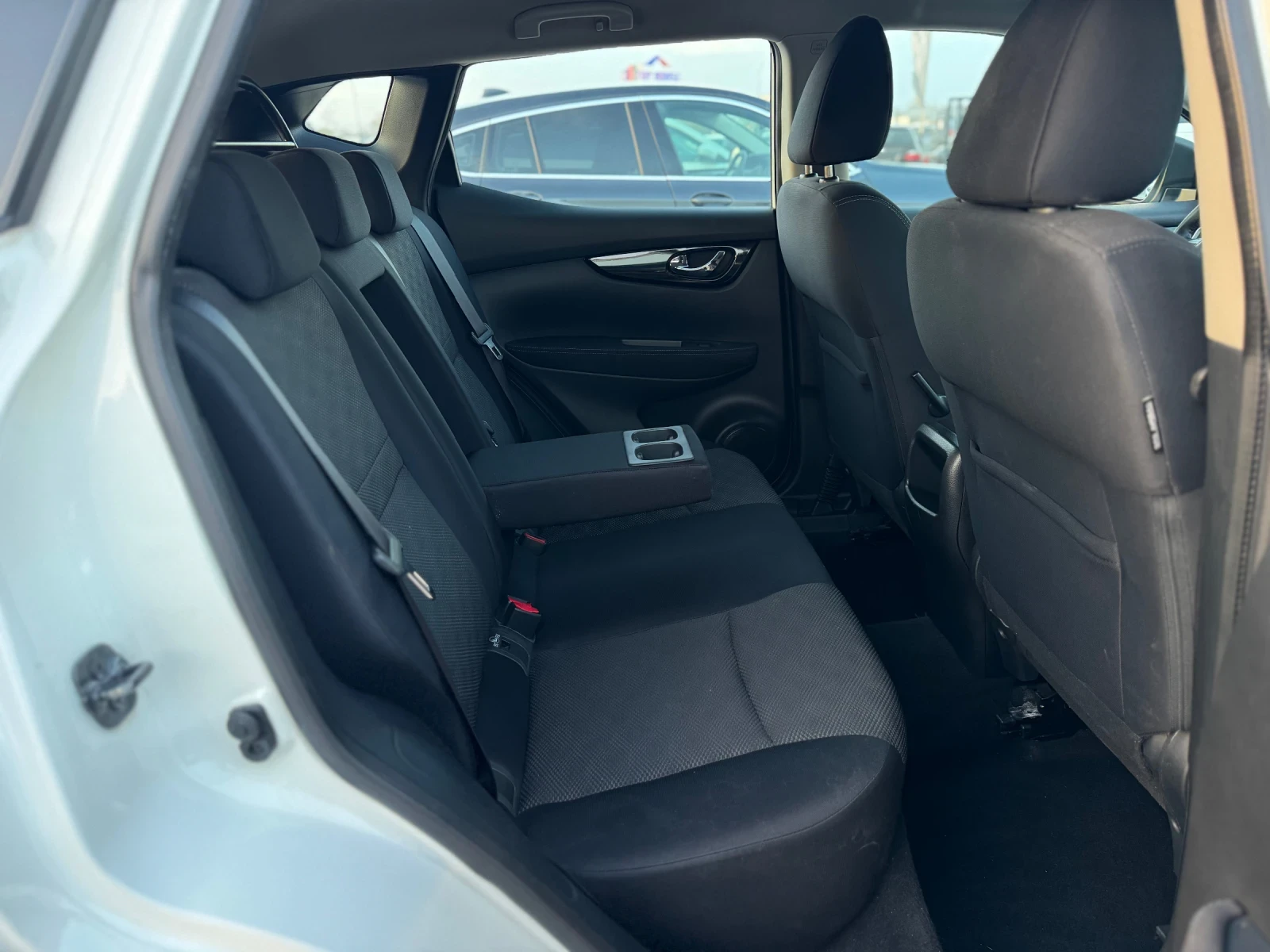 Nissan Qashqai 1.5DCI | Mobile.bg � ����������� 11