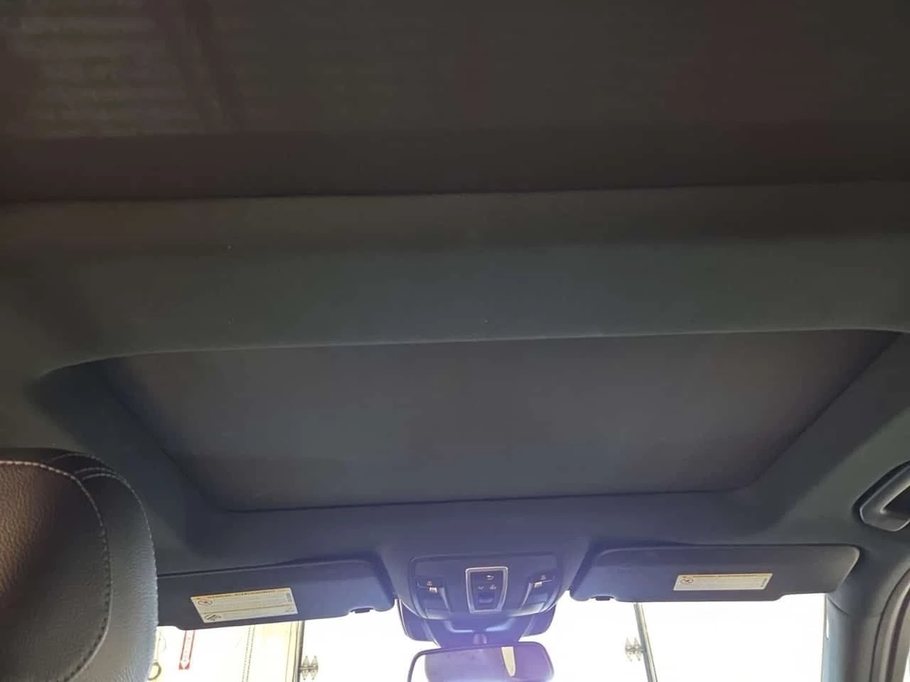 Mercedes-Benz GLE 400 4MATIC * 360 КАМЕРА* ПАНОРАМА* ПОДГРЕВ* , снимка 13 - Автомобили и джипове - 54001828