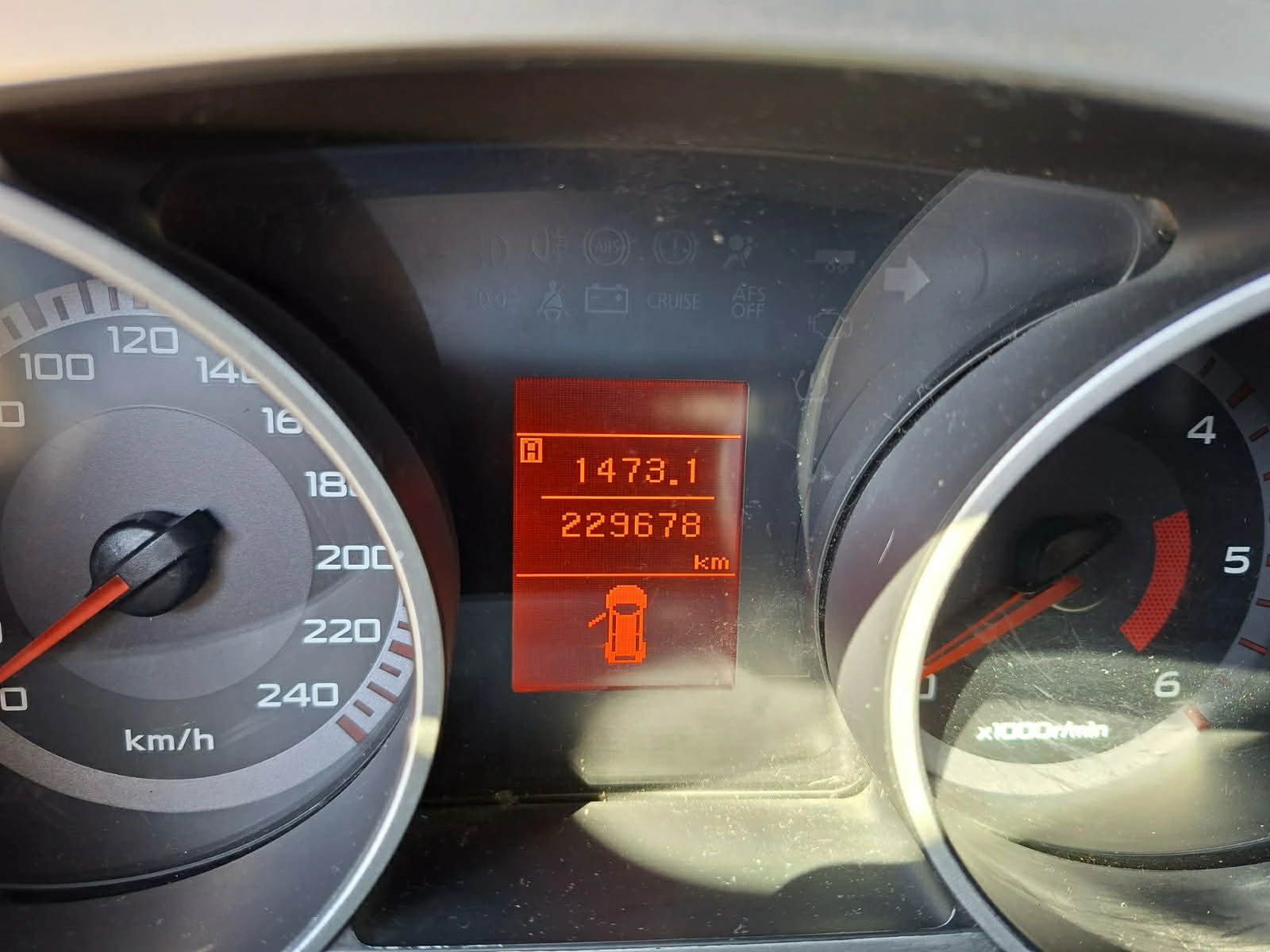 Mitsubishi Outlander, снимка 6 - Автомобили и джипове - 54112509