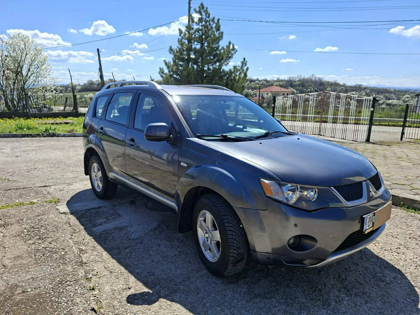 Mitsubishi Outlander, снимка 4 - Автомобили и джипове - 54112509