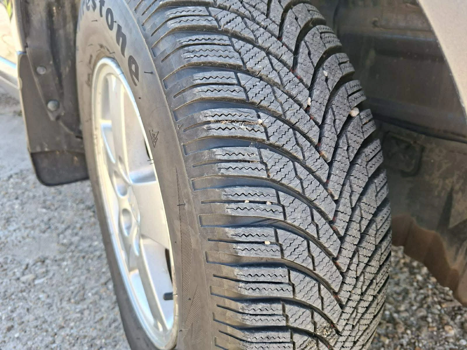 Mitsubishi Outlander, снимка 10 - Автомобили и джипове - 54112509