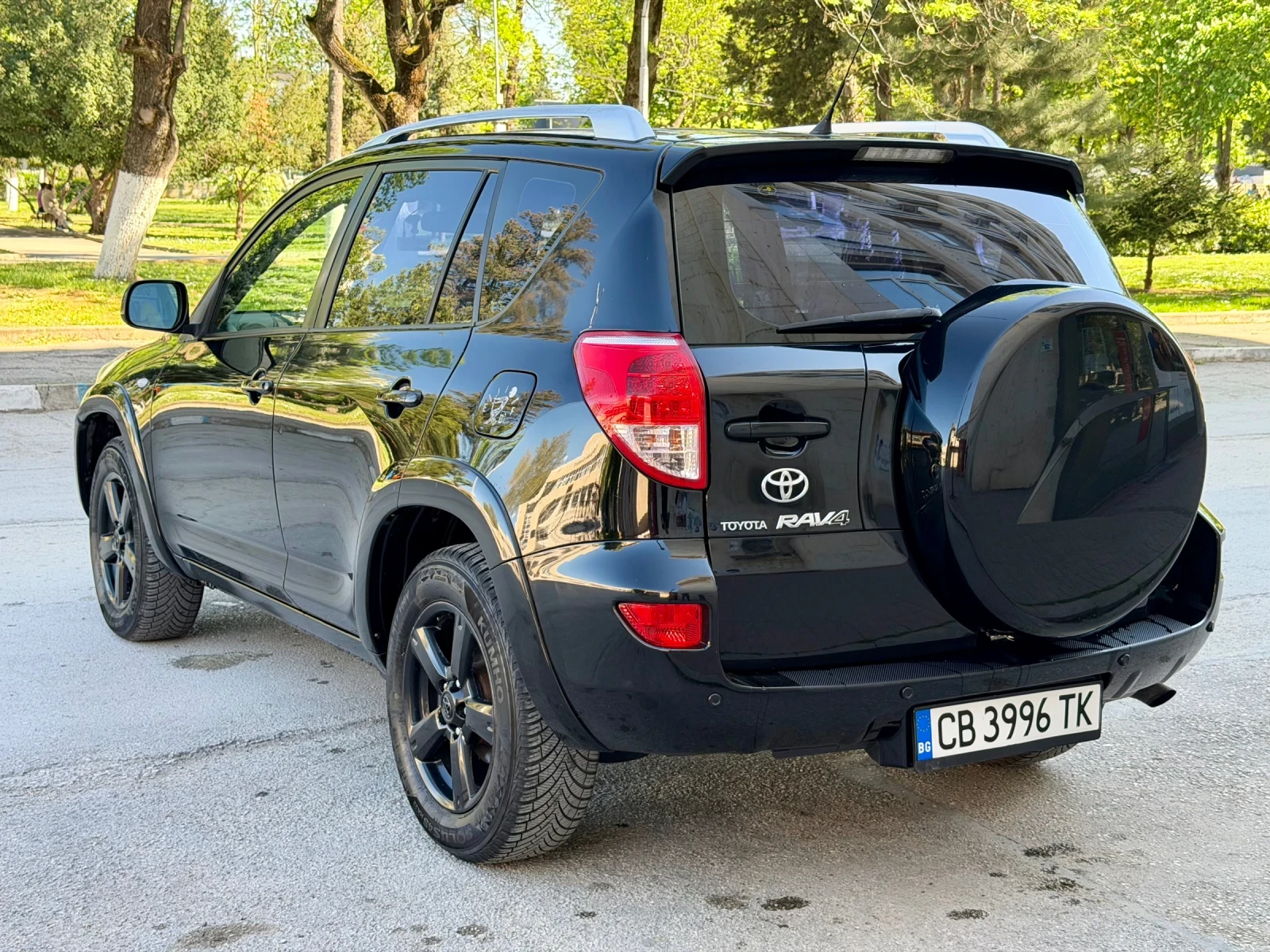 Toyota Rav4 2.2 Dizel, снимка 4 - Автомобили и джипове - 54322950