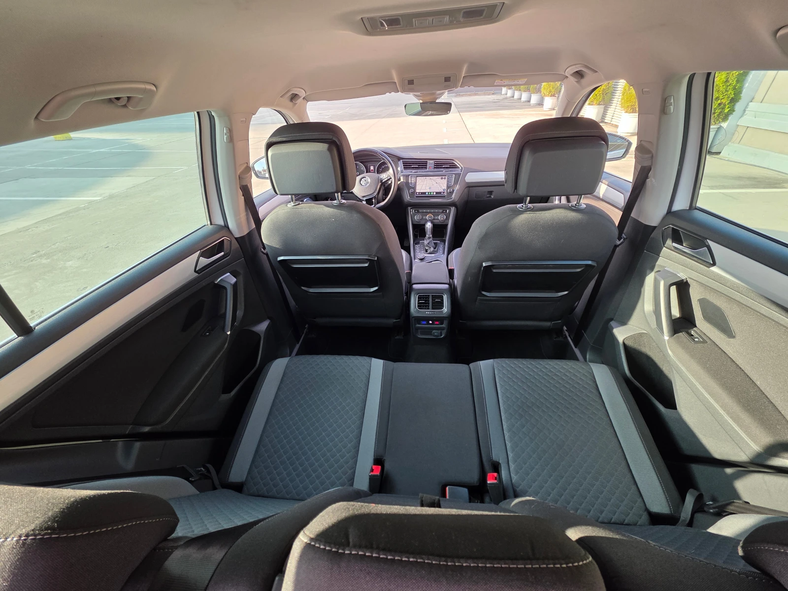 VW Tiguan  II-2.0 TDI-4Motion-Automatic-150hp, снимка 14 - Автомобили и джипове - 54385833