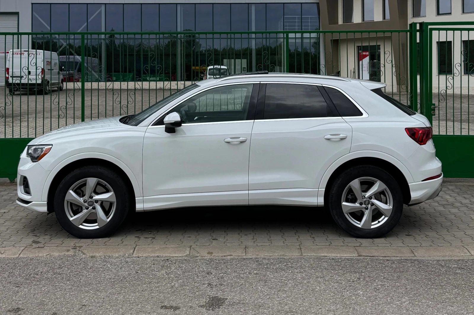 Audi Q3, снимка 4 - Автомобили и джипове - 54646182