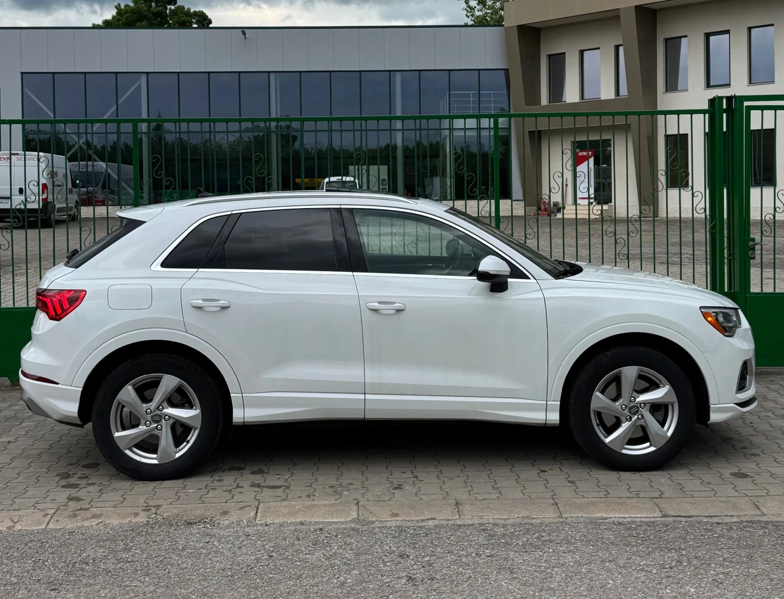 Audi Q3, снимка 5 - Автомобили и джипове - 54646182