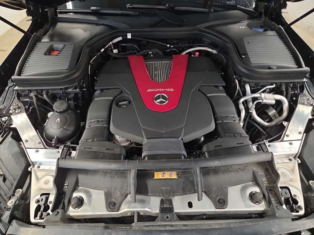 Mercedes-Benz GLC 43 AMG ДИСТРОНИК * 360 * PANO * ПОДГРЕВИ * CARFAX, снимка 16 - Автомобили и джипове - 54743848