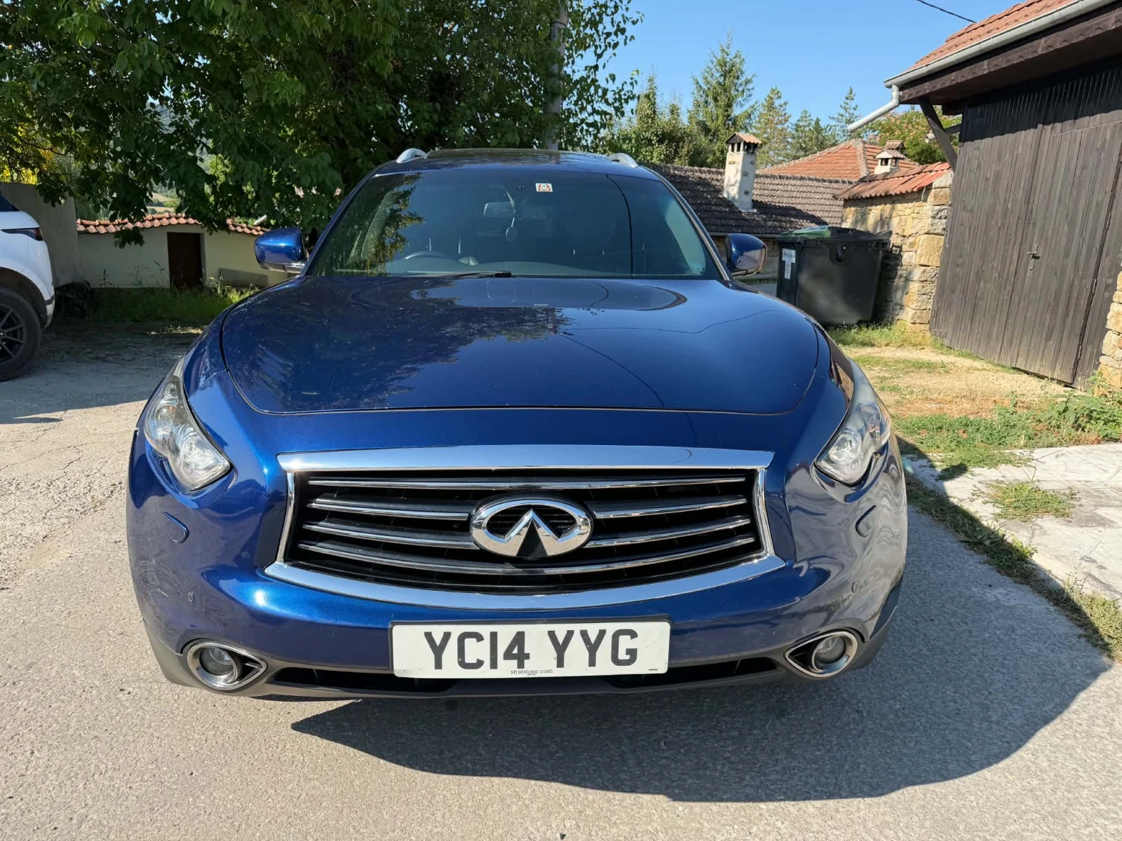 Infiniti QX70 5.0 PREMIUM //  ДЕСЕН ВОЛАН, снимка 2 - Автомобили и джипове - 55465432
