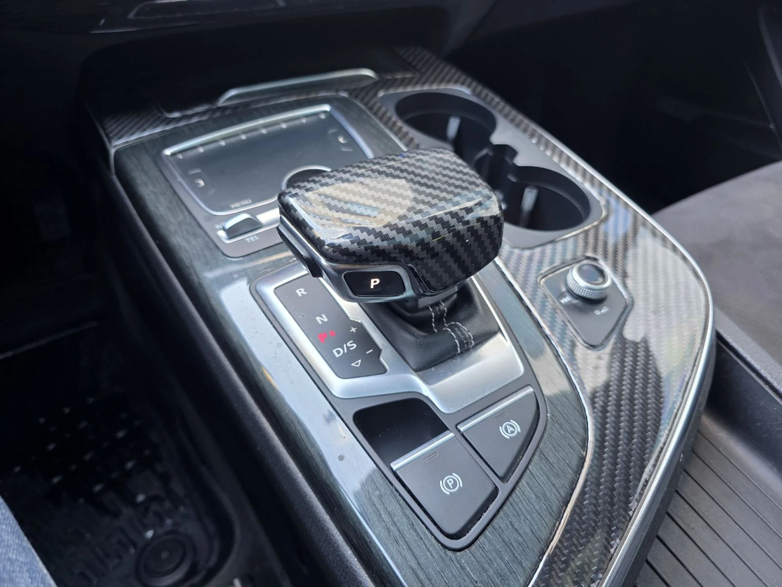 Audi Q7 3.0 TDI, снимка 16 - Автомобили и джипове - 56624172