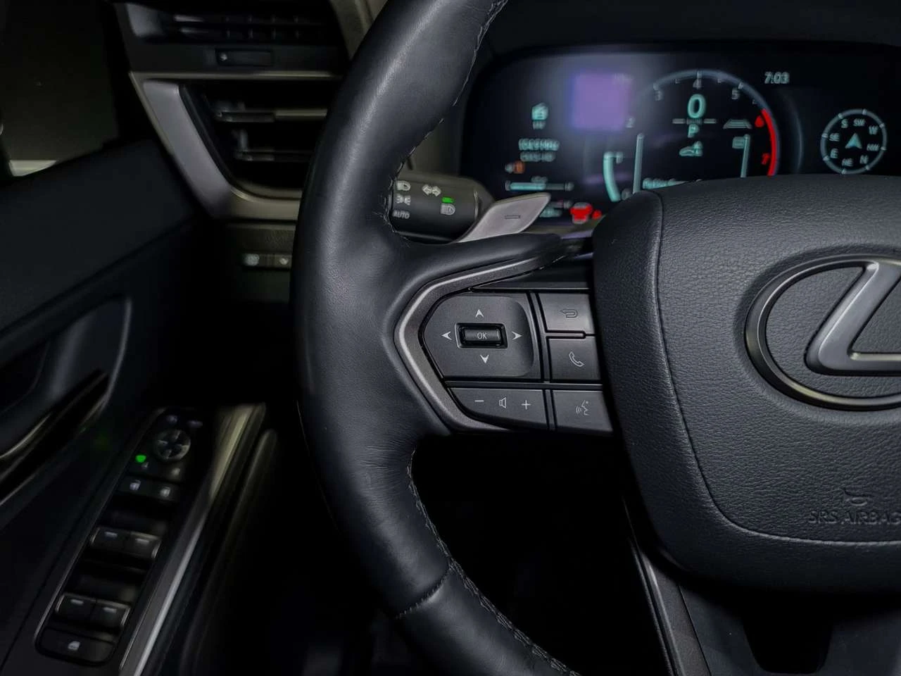 Lexus GX GX 550 | 3rd Row Seating | Sunroof | Bluetooth | H | Mobile.bg � ����������� 15