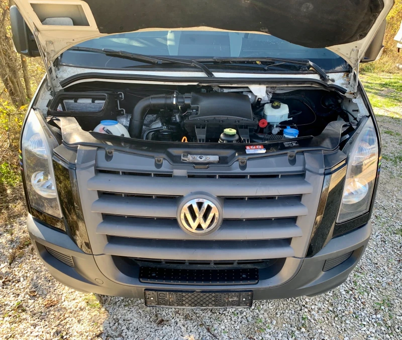 VW Crafter 4.30м.* Климатик* Темпомат* Двойна гума, снимка 14 - Бусове и автобуси - 53588770
