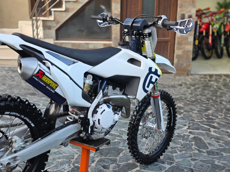 Husqvarna FC 250/СТАРТЕР/2 РЕЖИМА/ТРАКШЪН КОНТРОЛ/ ЛИЗИНГ, снимка 8 - Мотоциклети и мототехника - 52447032