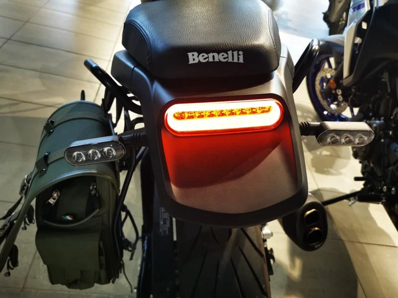 Benelli 500 Leoncino 500i 2021г., ABS, LED, снимка 16 - Мотоциклети и мототехника - 36683519