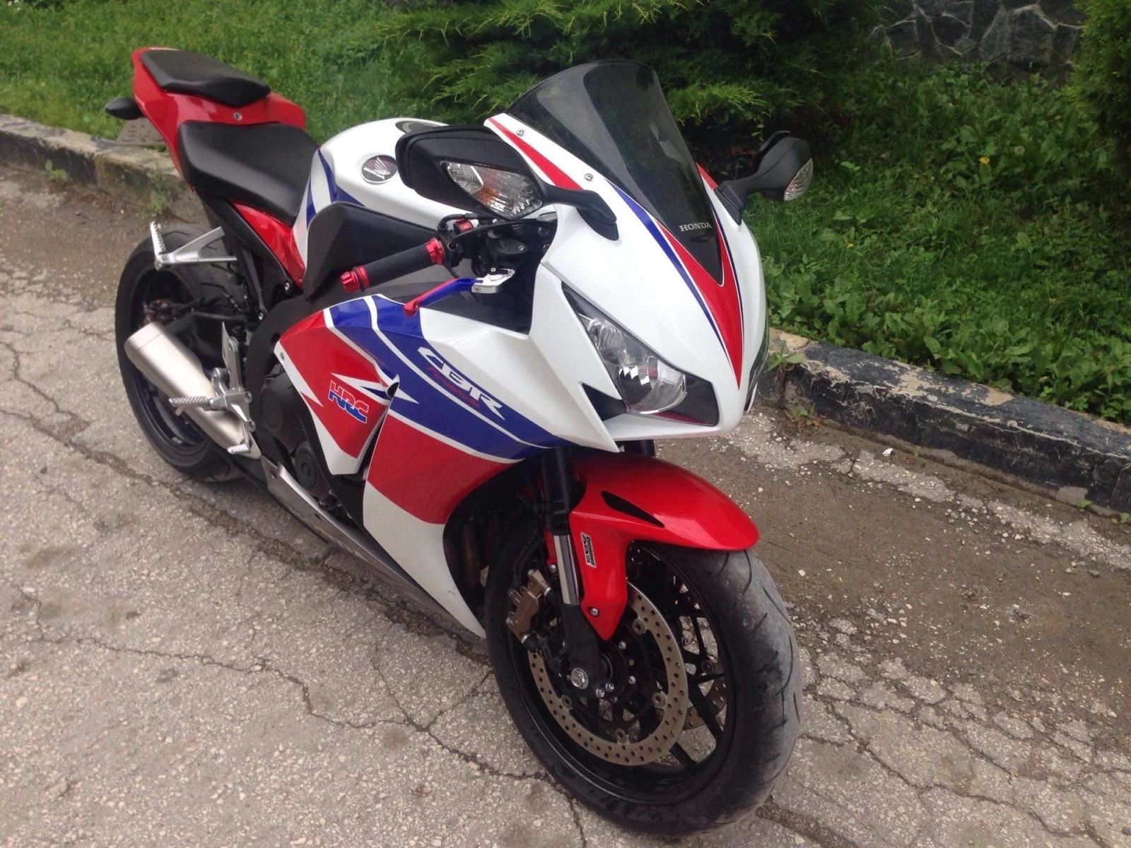 Honda Cbr 1000RR - изображение 2