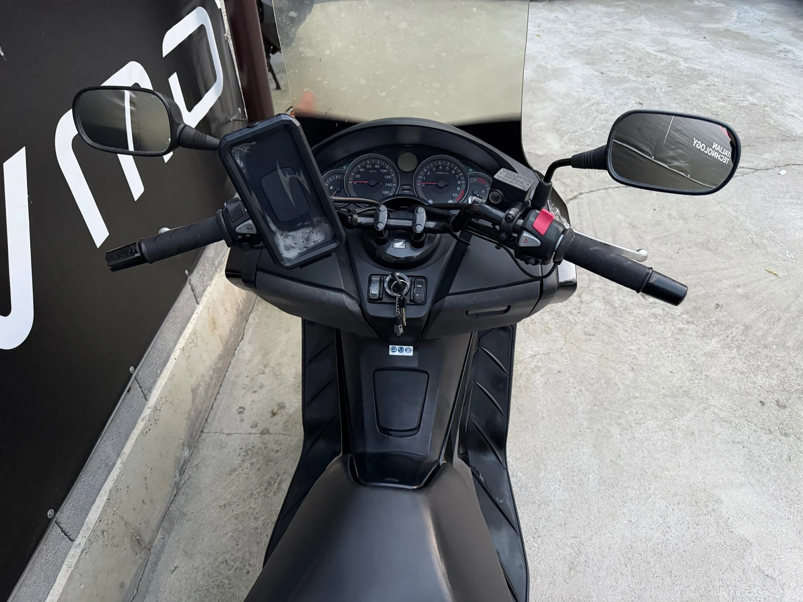 Honda Forza 300icc-ABS-2016г - изображение 10