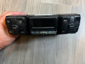     2208300985      Mercedes S-Class W220 220 830 09 85