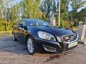 Volvo V60 D5 AWD Summum, снимка 2