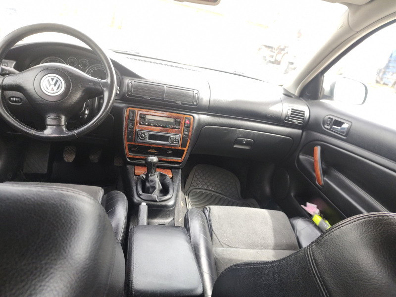 VW Passat 5.5, снимка 7 - Автомобили и джипове - 45056970