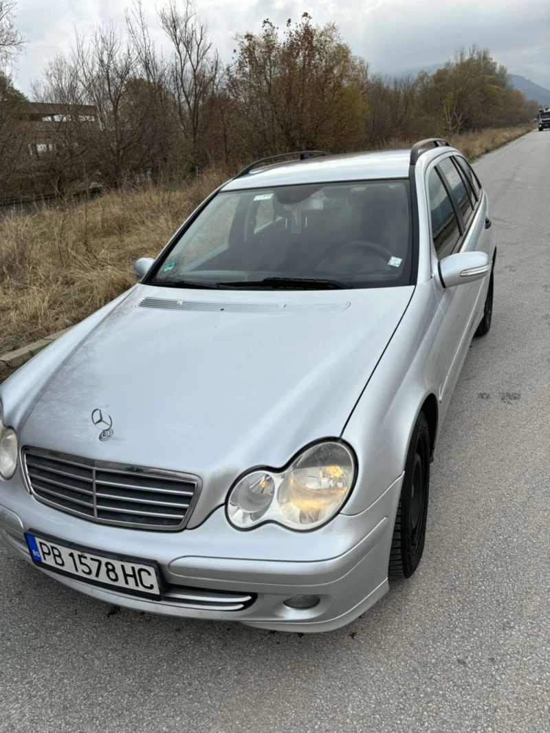 Mercedes-Benz C 220, снимка 1 - Автомобили и джипове - 47078933