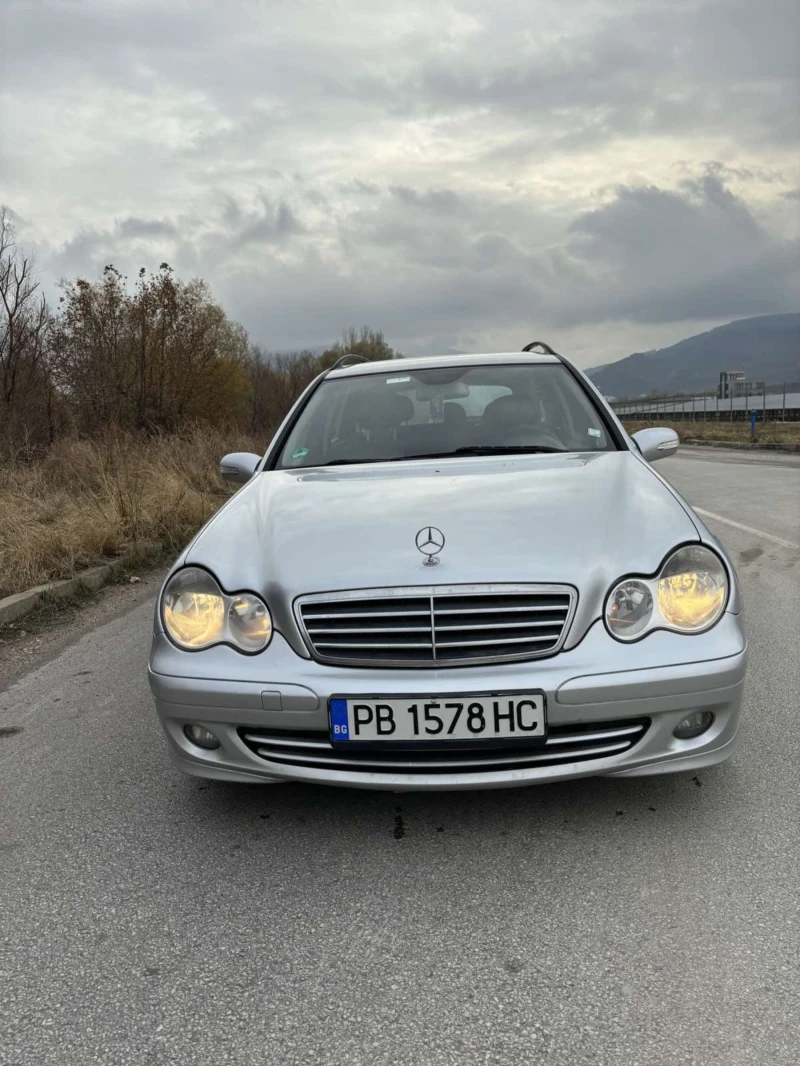 Mercedes-Benz C 220, снимка 14 - Автомобили и джипове - 47078933