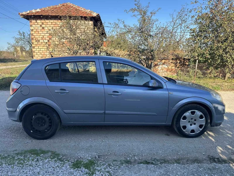 Opel Astra 1.7cdti, снимка 5 - Автомобили и джипове - 47915632