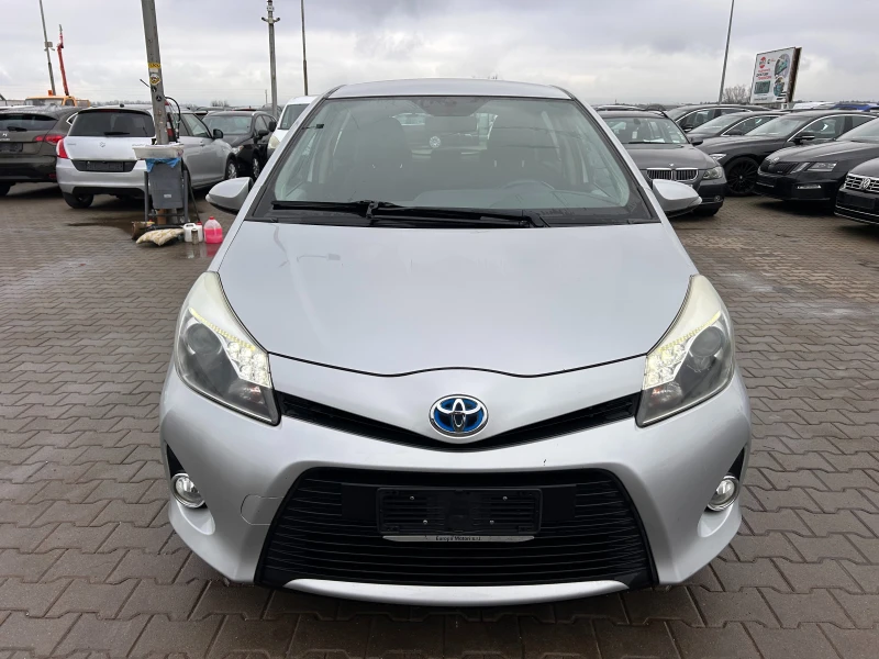 Toyota Yaris 1.5HYBRID AVTOMAT/NAVI/KAMERA, снимка 3 - Автомобили и джипове - 48280497