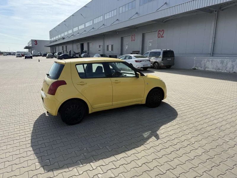 Suzuki Swift, снимка 3 - Автомобили и джипове - 51603112