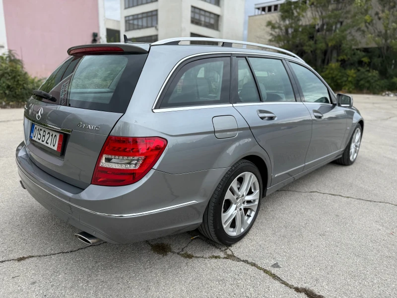 Mercedes-Benz C 300 CDi 4 MATIC, снимка 4 - Автомобили и джипове - 51937880